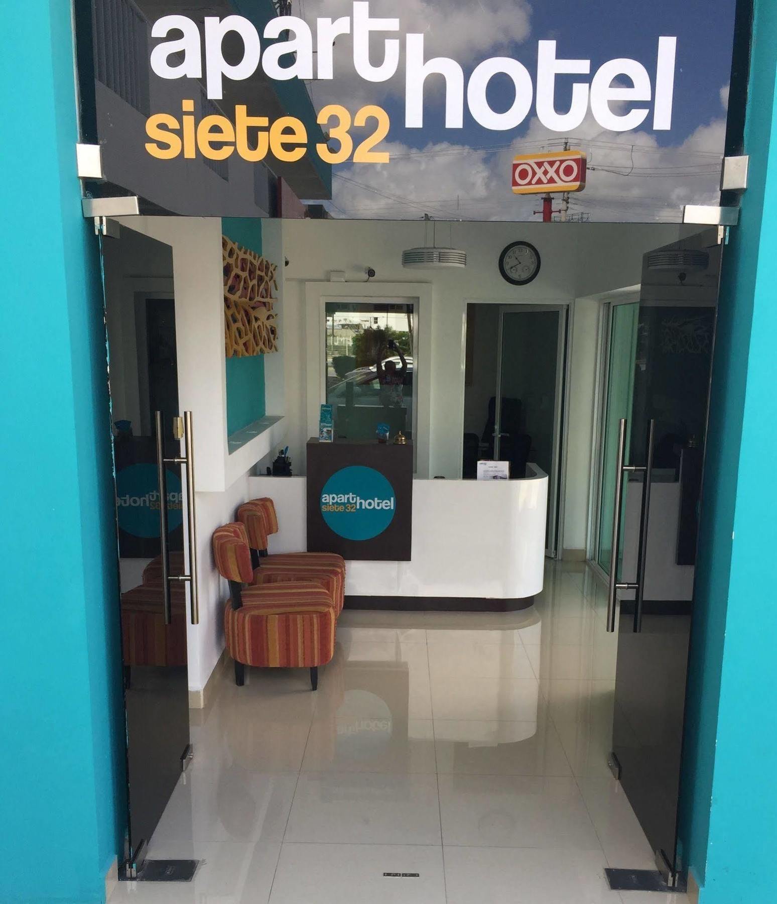 Aparthotel Siete 32 Mérida Kültér fotó